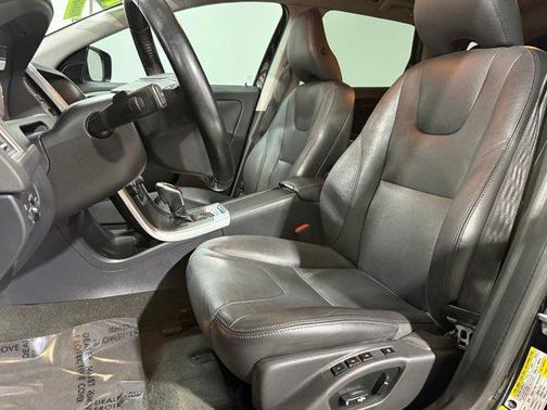 2015 Volvo XC60 T5 Premier