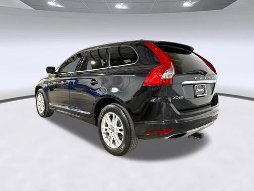 Caspian Blue Metallic 2015 Volvo XC60 T5 Premier