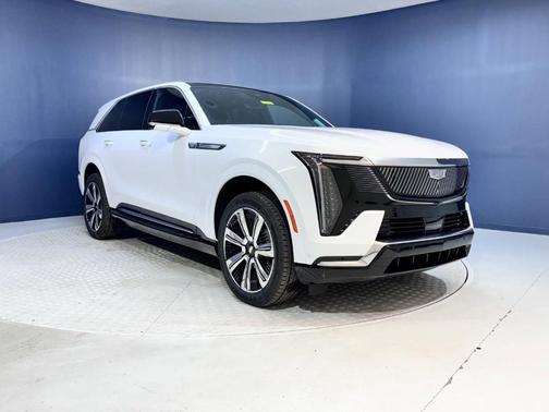 2025 Cadillac Escalade IQ Luxury 2