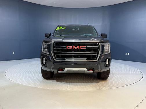 2023 GMC Yukon 4WD AT4
