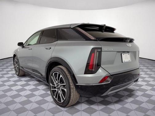 Argent Silver Metallic 2027 Cadillac OPTIQ Sport