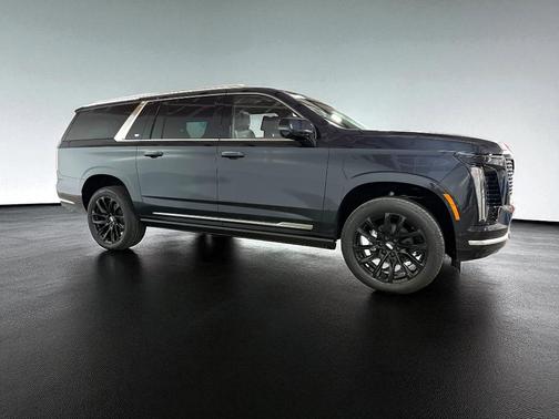 2026 Cadillac Escalade ESV Luxury