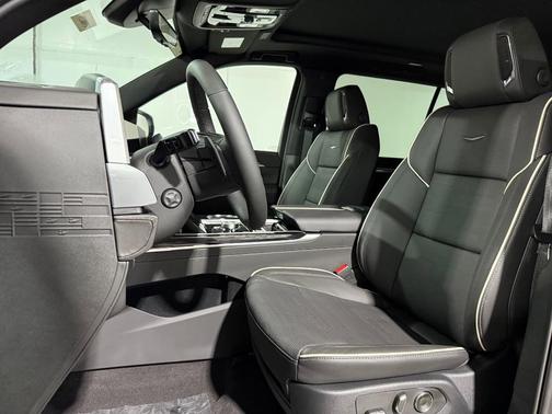 2025 Cadillac Escalade ESV Sport