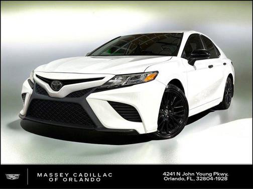 2019 Toyota Camry SE