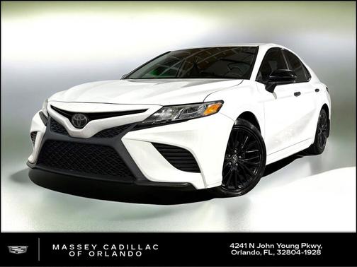 2019 Toyota Camry SE