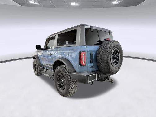 Velocity Blue Metallic 2024 Ford Bronco Wildtrak