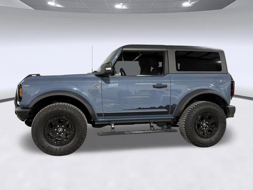 Velocity Blue Metallic 2024 Ford Bronco Wildtrak