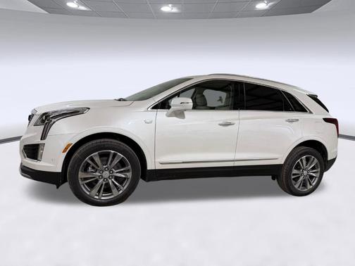 Crystal White Tricoat 2026 Cadillac XT5 Premium Luxury