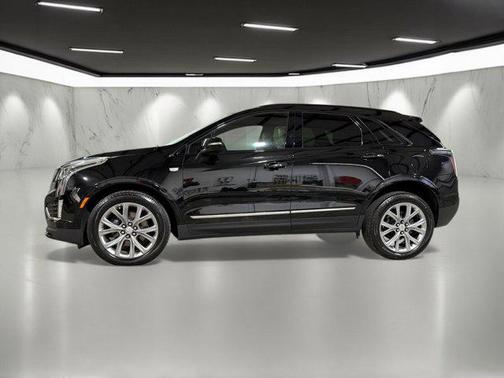 2020 Cadillac XT5 Sport