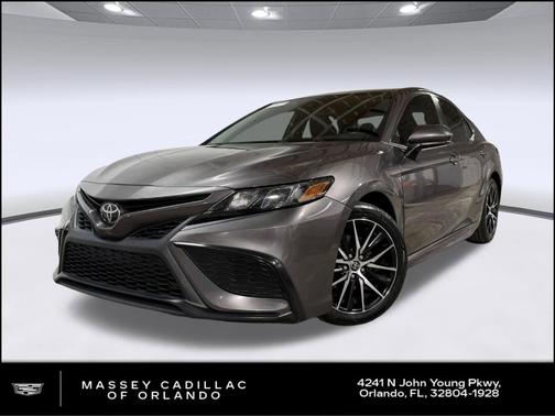 Predawn Gray Mica 2021 Toyota Camry SE