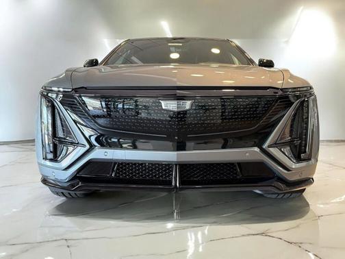 2026 Cadillac LYRIQ V Premium