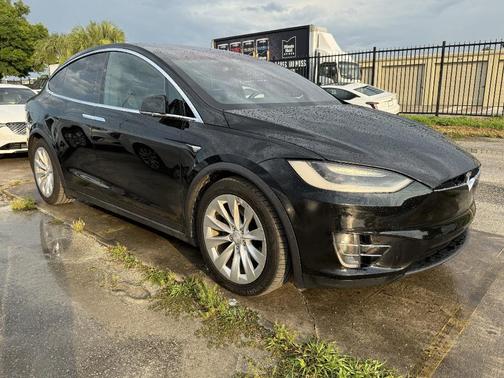 2018 Tesla Model X 75D