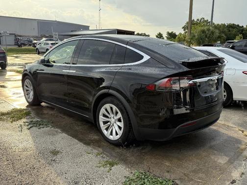 2018 Tesla Model X 75D