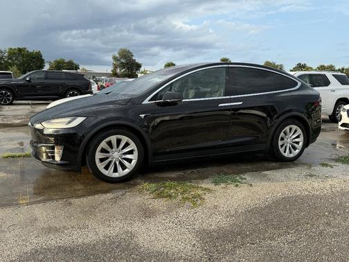 2018 Tesla Model X 75D