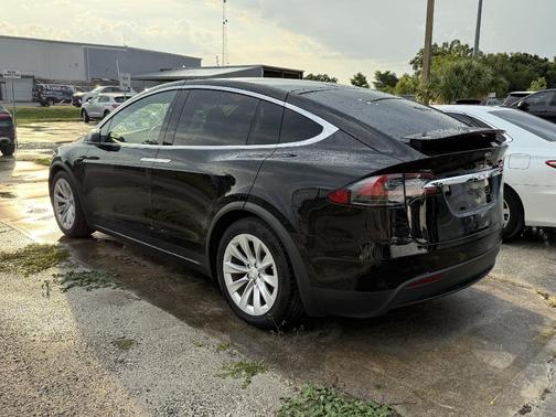 2018 Tesla Model X 75D