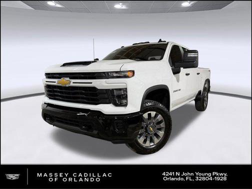 Summit White 2025 Chevrolet Silverado 2500 Custom