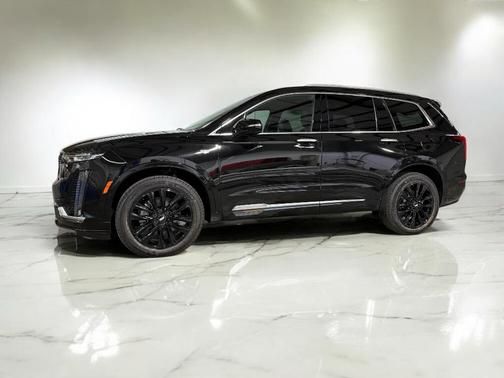 2025 Cadillac XT6 Luxury FWD