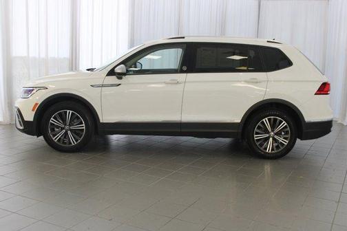 2024 Volkswagen Tiguan 2.0T Wolfsburg Edition