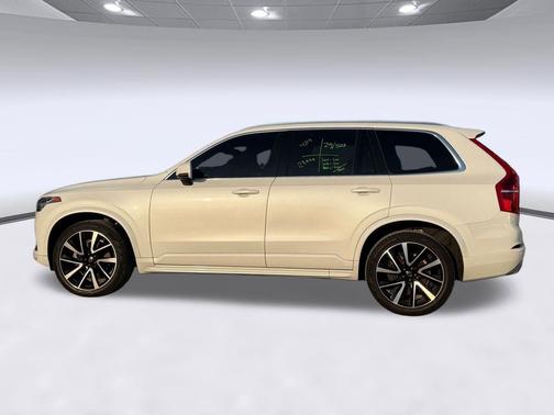 Crystal White Metallic 2020 Volvo XC90 T6 Momentum