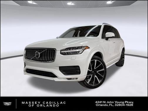 Crystal White Metallic 2020 Volvo XC90 T6 Momentum