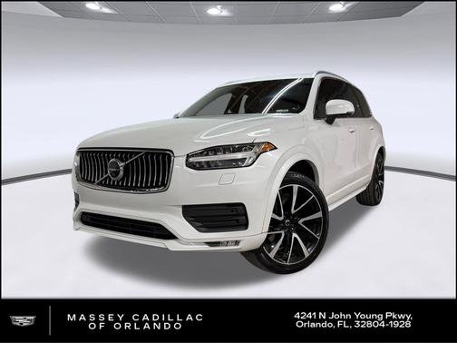 Crystal White Metallic 2020 Volvo XC90 T6 Momentum