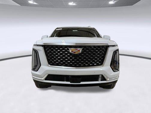 Vibrant White Tricoat 2026 Cadillac Escalade Luxury