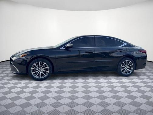Black 2019 Lexus ES 350 Luxury