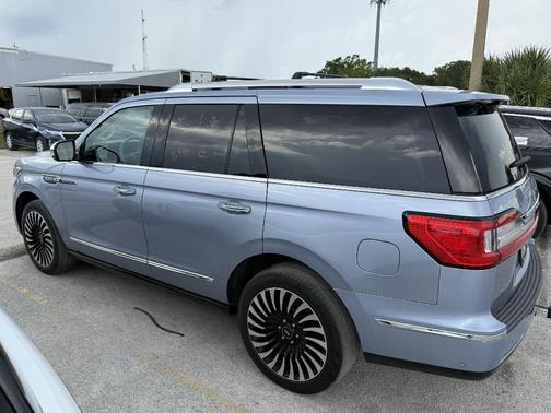 2019 Lincoln Navigator Black Label