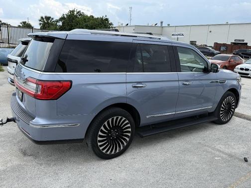 2019 Lincoln Navigator Black Label