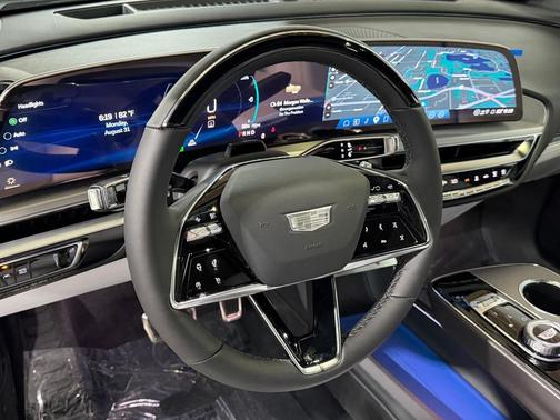 Vibrant White Tricoat 2027 Cadillac LYRIQ Sport
