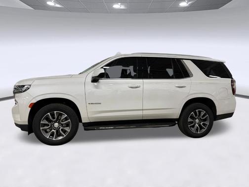 Iridescent Pearl Tricoat 2021 Chevrolet Tahoe LT
