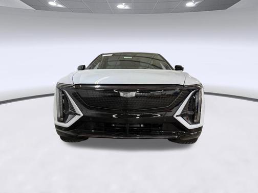 Vibrant White Tricoat 2026 Cadillac LYRIQ Sport