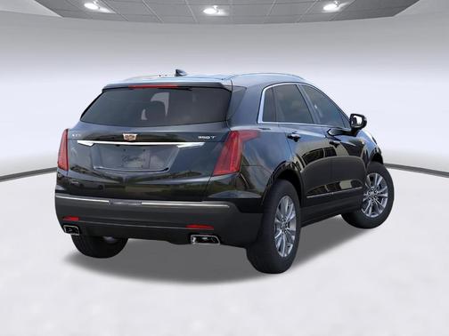 Stellar Black Metallic 2026 Cadillac XT5 Luxury