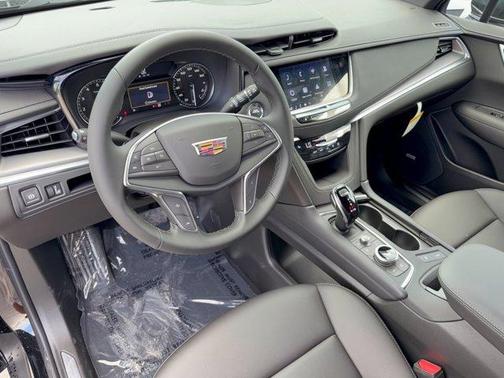Stellar Black Metallic 2026 Cadillac XT5 Luxury