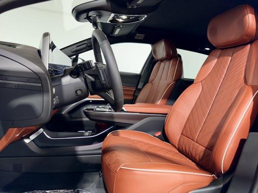 Cashmere 2027 Cadillac LYRIQ Signature Sport