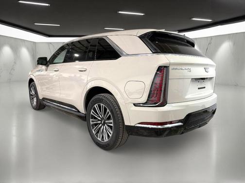 2026 Cadillac Escalade IQ Luxury