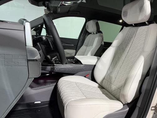 2026 Cadillac Escalade IQ Luxury