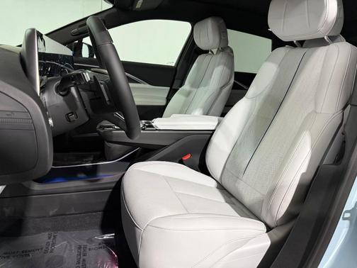 Nimbus Metallic 2026 Cadillac LYRIQ Sport