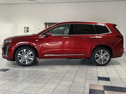 2025 Cadillac XT6 Premium Luxury FWD