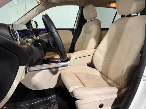 2022 Mercedes-Benz GLB 250 Base