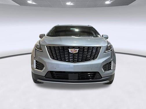 Argent Silver Metallic 2026 Cadillac XT5 Premium Luxury