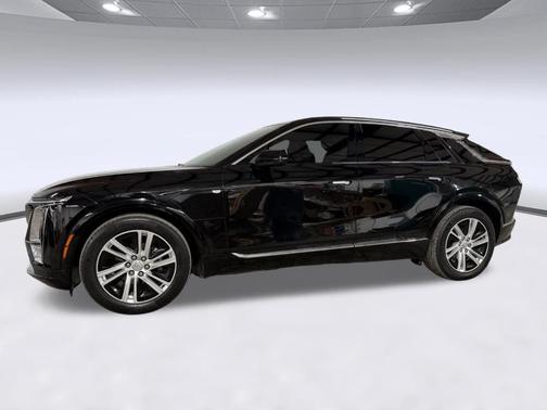 Stellar Black Metallic 2024 Cadillac LYRIQ Tech