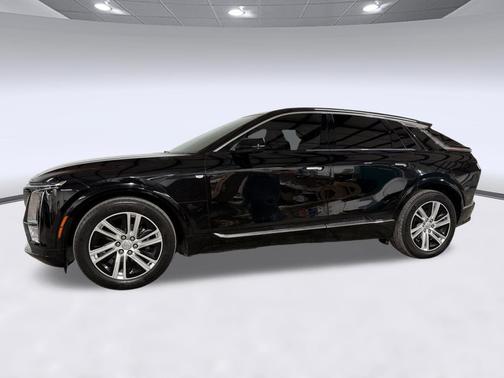 Stellar Black Metallic 2024 Cadillac LYRIQ Tech