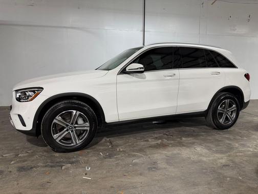 Tan 2021 Mercedes-Benz GLC 300 4MATIC