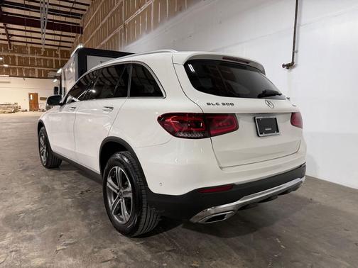 Tan 2021 Mercedes-Benz GLC 300 4MATIC