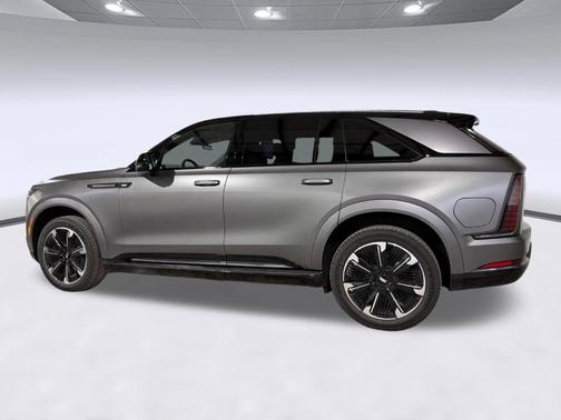 Magnus Metal Frost 2026 Cadillac Escalade IQ Sport