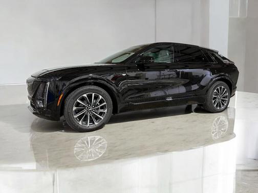 2025 Cadillac LYRIQ Sport w/1SJ