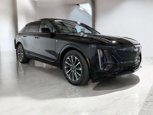 2025 Cadillac LYRIQ Sport w/1SJ