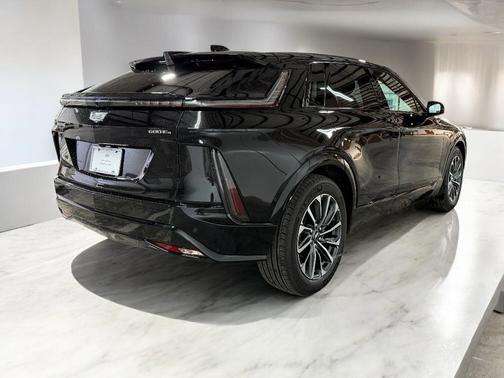 2025 Cadillac LYRIQ Sport w/1SJ