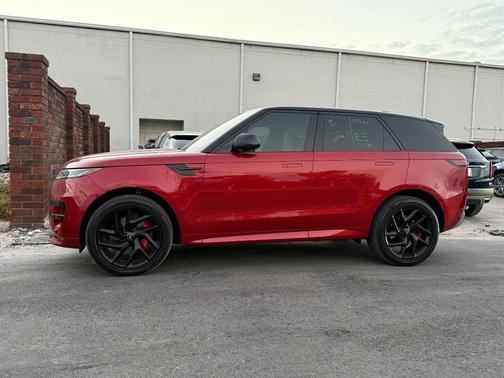 2023 Land Rover Range Rover Sport SE